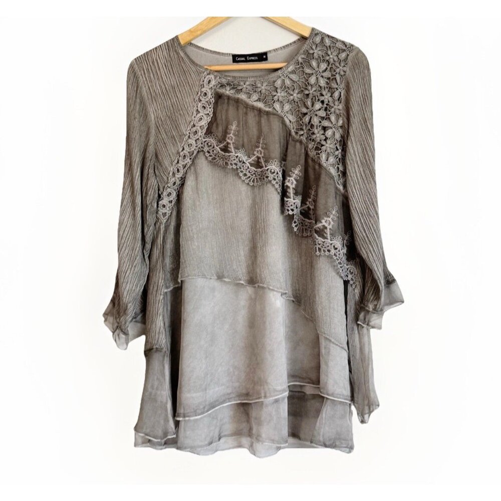 Casual Express Women’s Medium Gray Layered Tunic Top 3/4 Sleeve Fairy Lagenlook